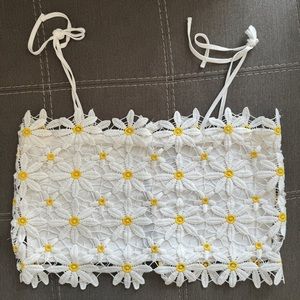 Daisy lace bandeau top Forever 21 Size S